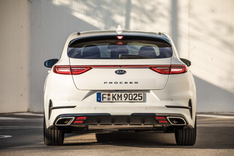  Kia ProCeed GT 2019 года  (WW) (фото 37 из 46)